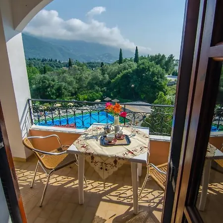 アパートホテル Margarita イプソス