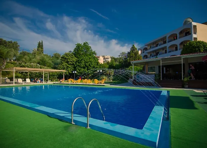 Margarita Aparthotel 3*